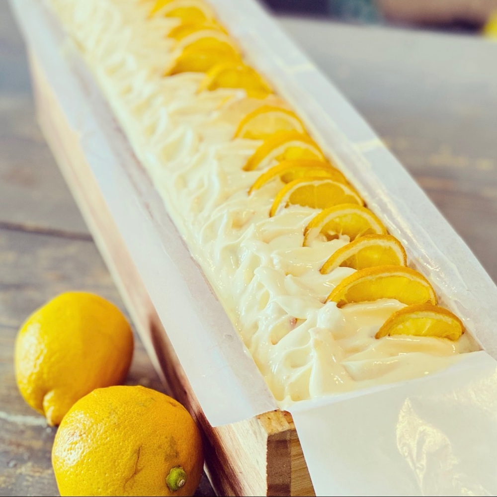 🍋 Lemon Zest Goat Milk & Cream Essential Lather - Picture 3 of 5